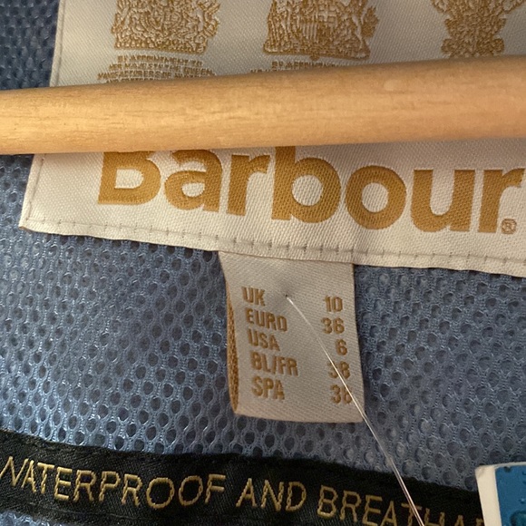 NEW Barbour Women’s Waterproof Hooded Lottie Jacket - Picture 5 of 12